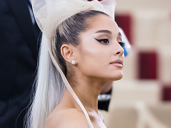 Ariana Grande Ceritakan Perubahan Hidupnya Setelah Kejadian Bom Manchester