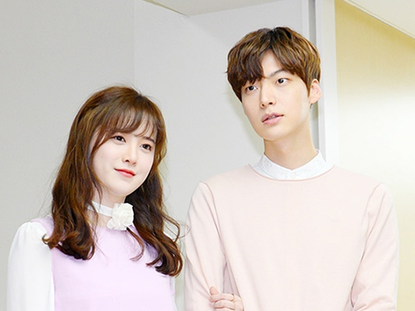 Ahn Jae Hyun dan Goo Hye Sun Dikabarkan Sudah Pisah Rumah Sejak Beberapa Bulan Ini