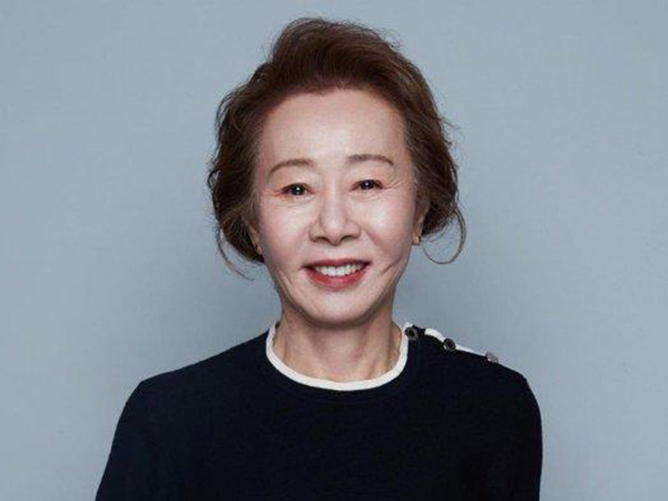Congrats, Youn Yuh Jung Jadi Aktris Korea Pertama Raih BAFTA