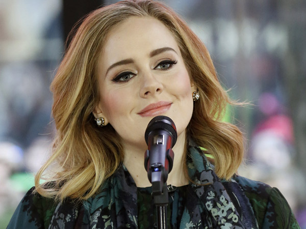 Ingin Fokus Urus Anak, Adele akan Cuti 10 Tahun dari Dunia Musik?