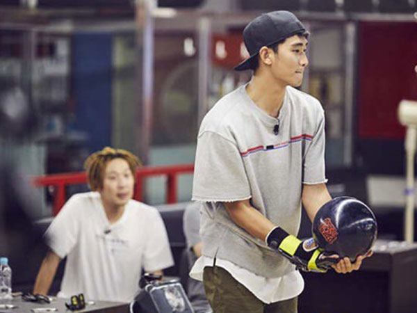 Kim Soo Hyun Pamerkan Bakat Bowling Pertama Kali di Tv Lewat 'Infinity Challenge'