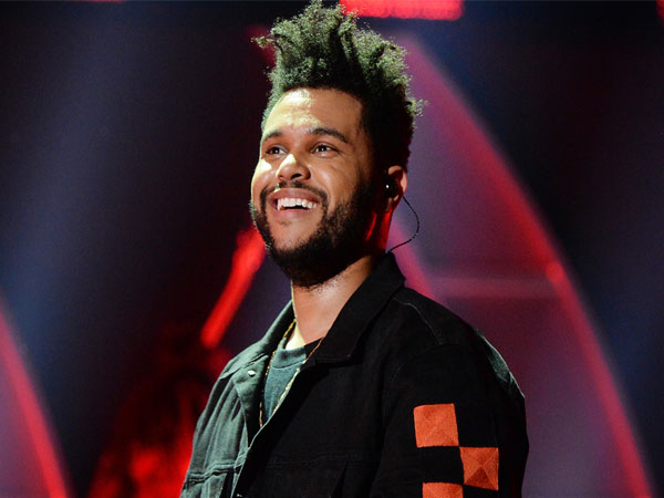 Dianggap Rasis, The Weeknd Putus Kerjasama Dengan H&M