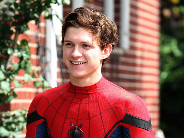 Biang 'Spoiler', Tom Holland Sukses Bocorkan Judul Film Resmi dari 'Spiderman 2'