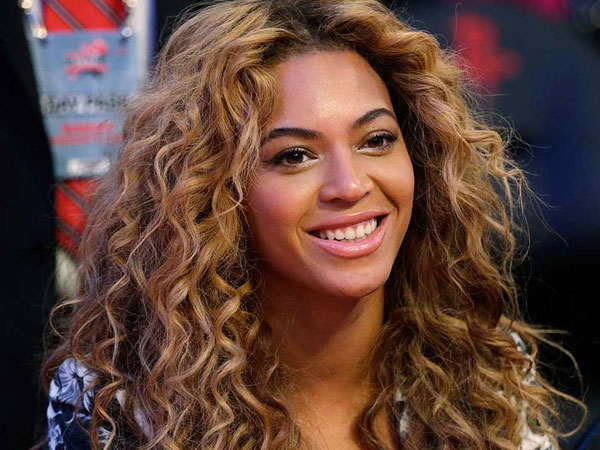 Beyonce Pamer Bentuk Badan Setelah Tiga Bulan Melahirkan, Makin Seksi!