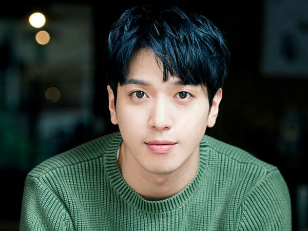 Susul GD, Yonghwa CNBLUE Juga Bakal Wamil di Pasukan Terkuat Militer Korea Selatan