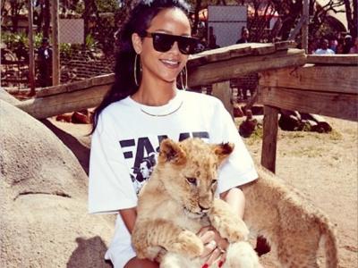 Intip Cara Manis Rihanna Habiskan Waktu Di Afrika Selatan!