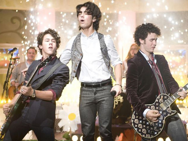 Jonas Brothers Siap Comeback dengan Nama Baru Setelah 6 Tahun Bubar!