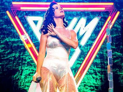 Wah, Ternyata Ada Unsur 'Berbahaya' di CD Album 'Prism' Katy Perry!