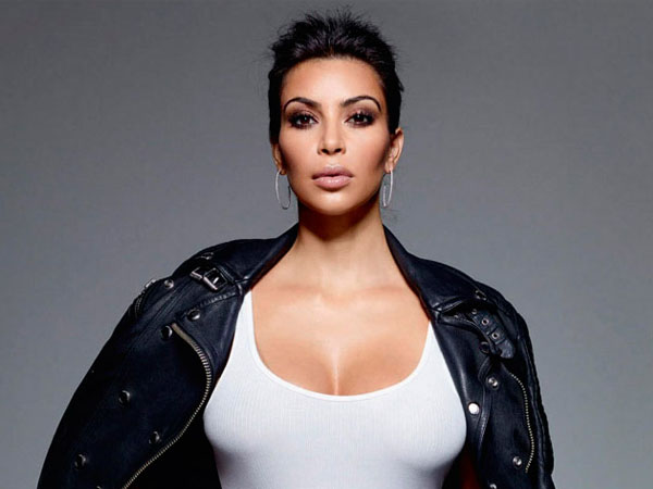 Kim Kardashian Hamil Anak Kembar?