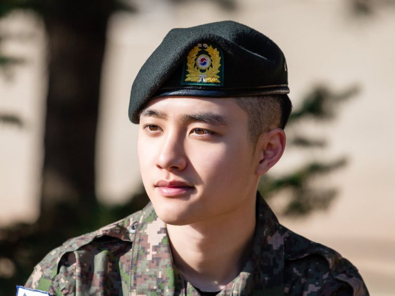 D.O EXO Habiskan Cuti Terakhir Militer, Bebas Wamil Sebulan Lagi