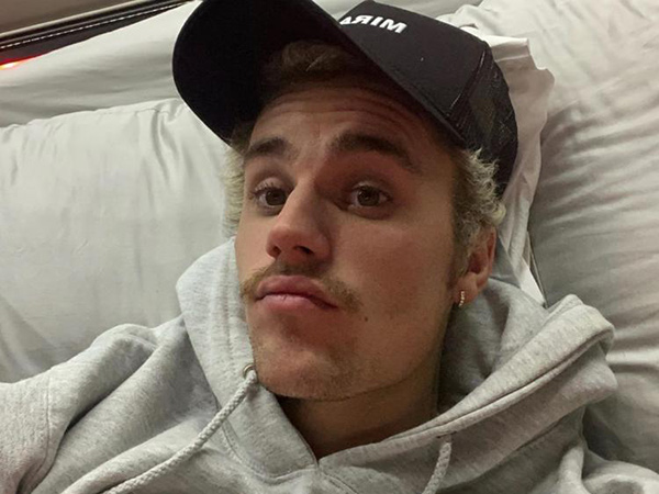 Tangis Justin Bieber Pecah Saat Cerita 'Kesulitan' dalam Hidupnya