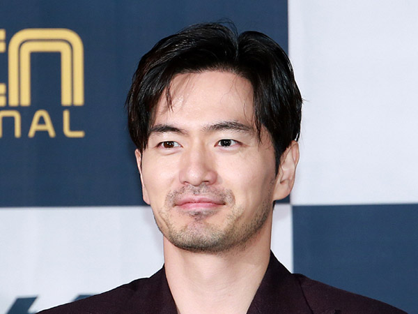 Lee Jin Wook Dikabarkan Bintangi Drama Terbaru Besutan Sutradara 'DOTS' dan 'Goblin'