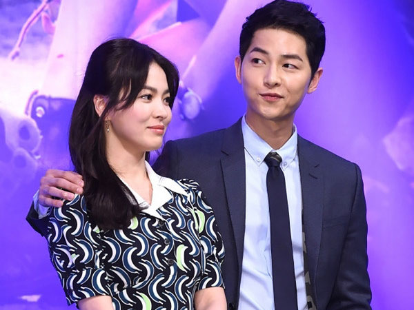 Song Joong Ki dan Song Hye Gyo Kenakan Gelang Serupa, Rumor Pacaran Muncul?