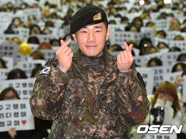 Sunggyu INFINITE Resmi Bebas Wajib Militer, Langsung Gelar Mini Fan Meeting