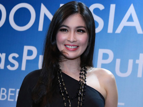 Jelang Pernikahan, Beginilah Cantiknya Sandra Dewi Nikmati Pesta Bujang