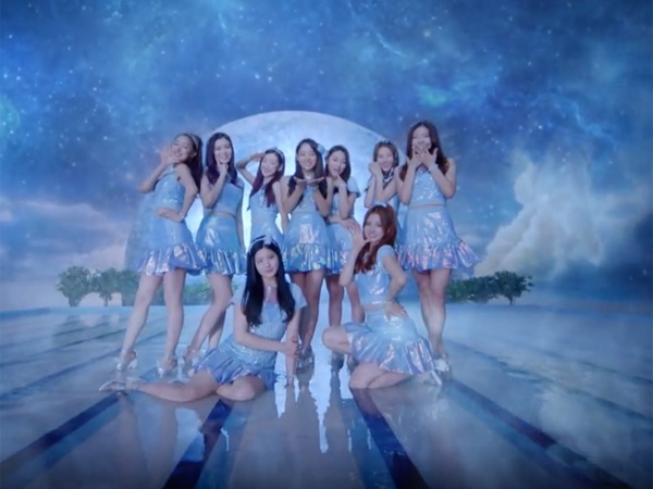Resmi Debut, gugudan Tampilkan Cerita Negeri Dongeng di Video Musik ‘Wonderland’