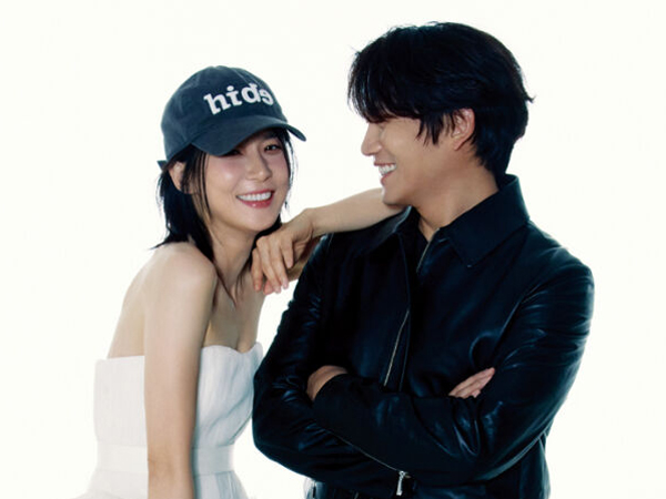 Ji Sung dan Lee Bo Young Rayakan Anniversary Pernikahan ke-10 dengan Pemotretan Mesra