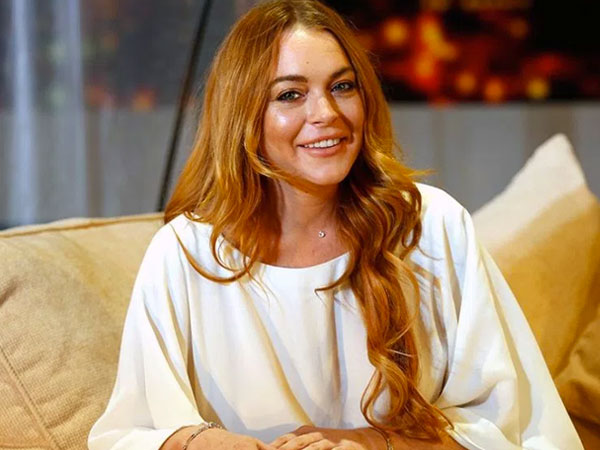 Gara-Gara Ini Lindsay Lohan Siap Bisnis Busana Muslim?