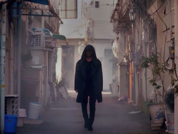 tvN Rilis Teaser Perdana Drama 'Bulgasal', Lee Jin Wook Jadi Mahluk Abadi