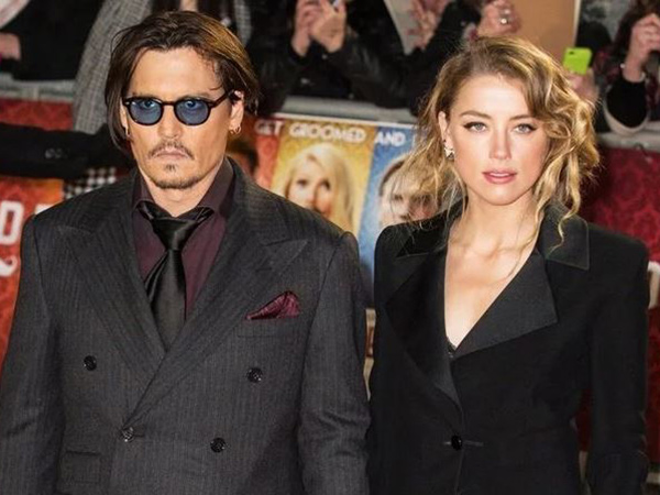 Percakapan Pesan Singkat Bocor, Johnny Depp Ingin Bakar dan Tenggelamkan Amber Heard