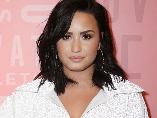 Sindiran Demi Lovato: Teman Sejati Tak Akan Lakukan Wawancara Saat Kamu OD, Untuk Siapa?