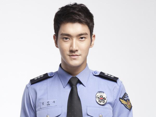 Siap Wajib Militer Tahun Ini, Siwon Super Junior Lulus Tes Kepolisian