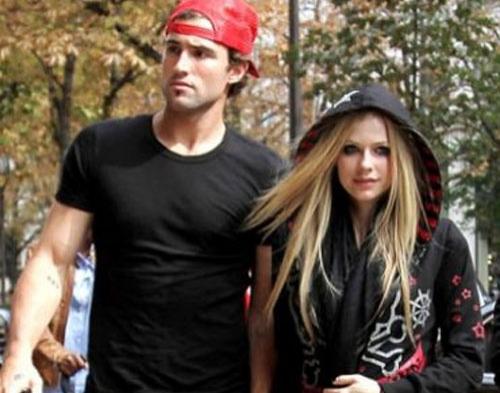 Avril Lavigne-Brody Jenner Dikabarkan Putus