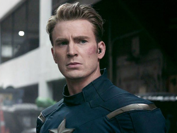 Ingin Jadi Sutradara, Chris Evans Galau Balik Lagi Jadi Captain America