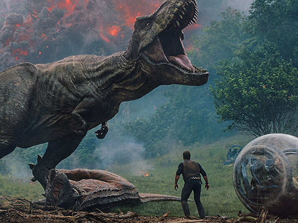 Trailer Perdana 'Jurassic World: Fallen Kingdom' Bocorkan Bukan Hanya Dinosaurus yang Harus Ditakuti