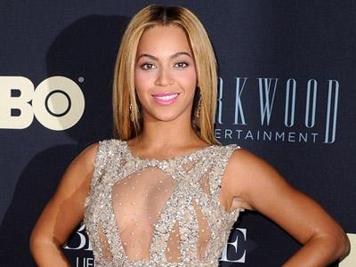 Ups, Beyonce Lupa Cukur Ketiak di Premier Filmnya!