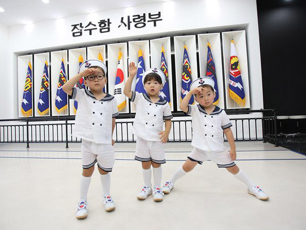 Song Il Gook Peringatkan Oknum yang Gunakan Foto Song Triplets untuk Kampanye