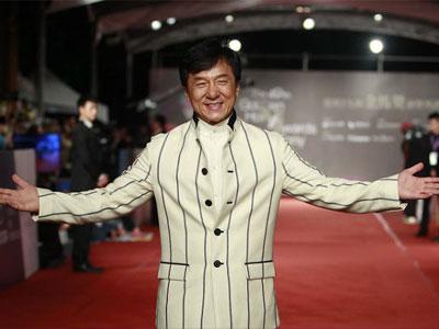Jackie Chan Ingin Gantikan Robert Downey Jr. Jadi Iron Man
