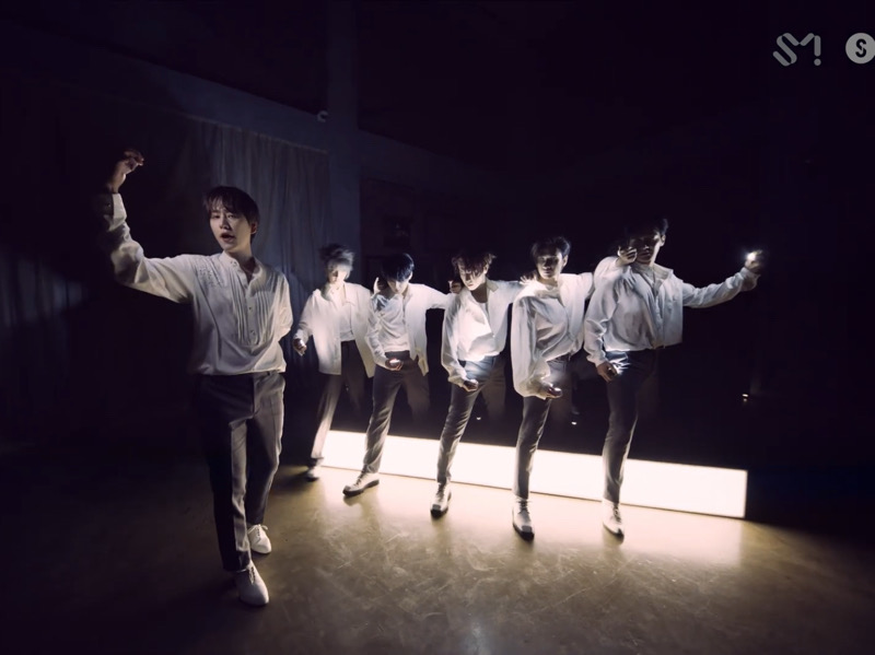 Super Junior Rilis Video Penampilan Teatrikal nan Dramatis 'Burn the Floor'