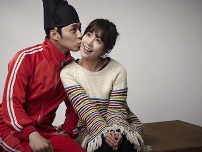 Menang Kategori Best Couple, Yoochun JYJ Bernyanyi Untuk Han Ji Min