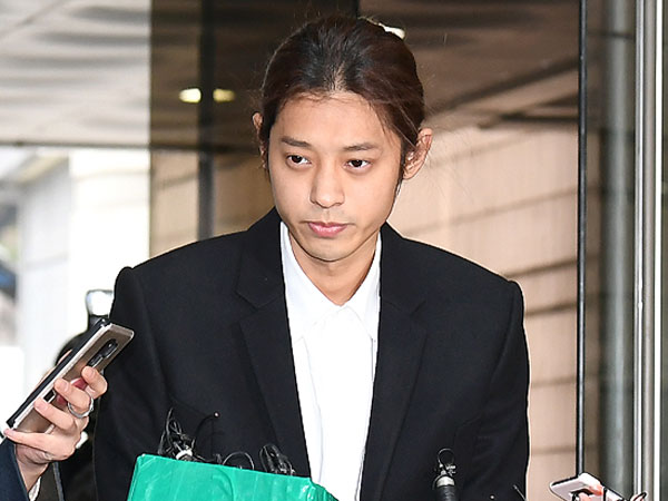 Jung Joon Young Akui Semua Tuduhan dan Minta Maaf Sebelum Diinterogasi