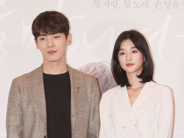Respon Singkat Agensi Kim Jung Hyun dan Seo Ye Ji Atas Kontroversi Pesan Teks