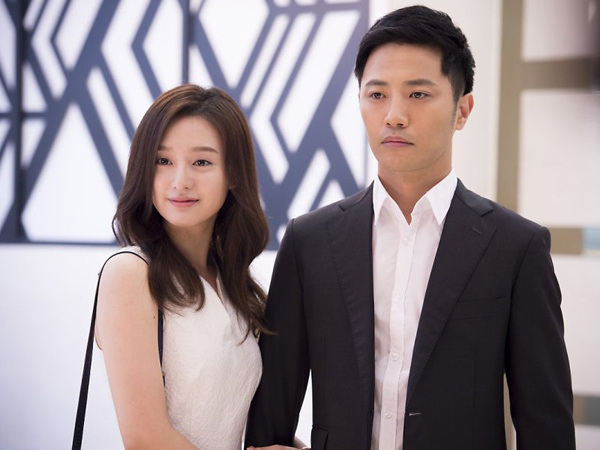 Beredar Adegan Ranjang Jin Goo-Kim Ji Won di 'Descendants of the Sun' yang Kena Edit