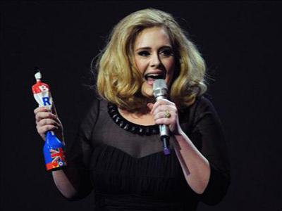 Billboard Music Awards Diborong Adele