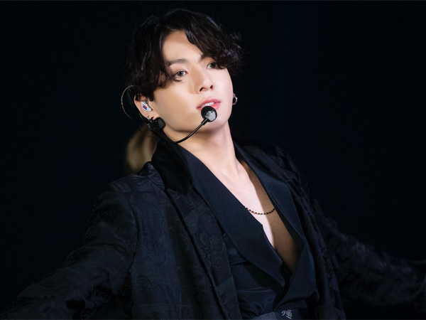 Video Singkat Jungkook Nyanyikan ‘Savage Love’ Remix BTS yang Bikin Fans Heboh