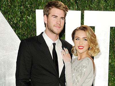 Miley Cyrus & Liam Hemsworth Bertingkah Seperti Tidak Saling Kenal?