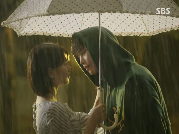 Adegan Ciuman Lee Jong Suk dan Suzy Catat Rating Tertinggi 'While You Were Sleeping'