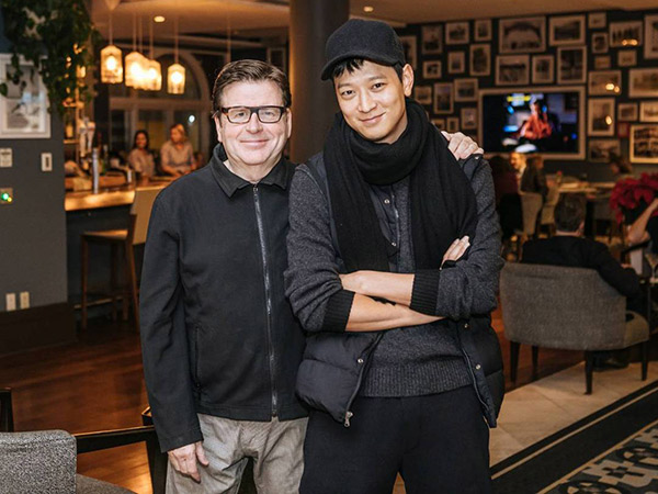 Kang Dong Won Siap Debut Hollywood Lewat Film Terbaru Sutradara 'Tomb Rider'!