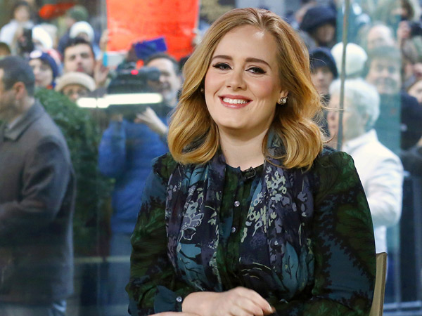 Gelar Konser, Adele Dedikasikan Pertunjukannya untuk Brangelina