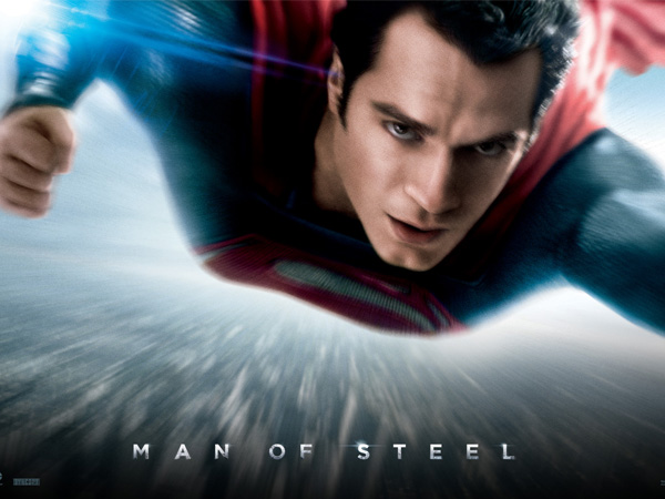 Tampil Gagah, Superman Pamer Kostum Baru di ‘Superman v Batman’!