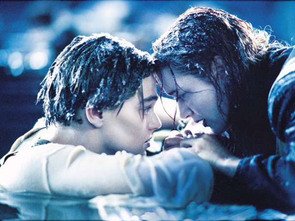Setelah Kate Winslet, Leonardo DiCaprio Akhirnya Komentari Ending Scene 'Titanic' yang Bikin Gemas
