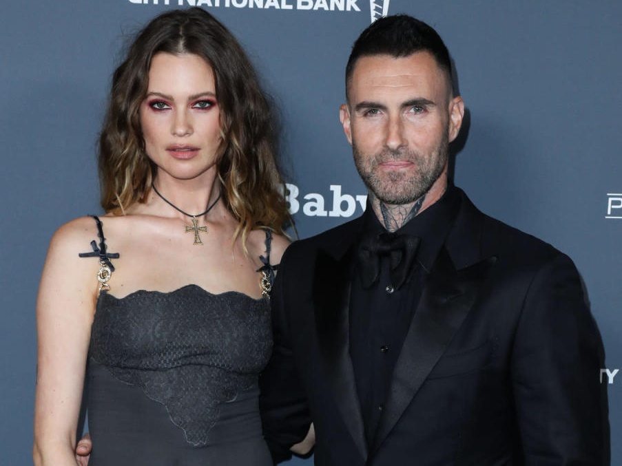 Masih Mesra, Ini Reaksi Behati Prinsloo Terhadap Perselingkuhan Adam Levine