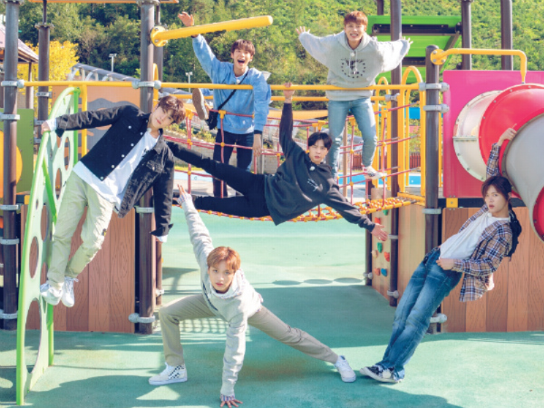 NCT 127 Kembali Hibur Penggemar Lewat Reality Show 'NCT LIFE'!