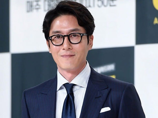 Aktor Kim Joo Hyuk Dilaporkan Tewas Akibat Kecelakaan Mobil