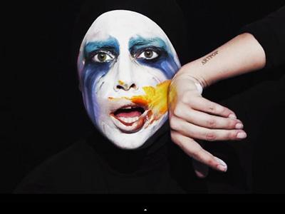 Lady Gaga Tampil Teatrikal di Video Musik 'Applause'!