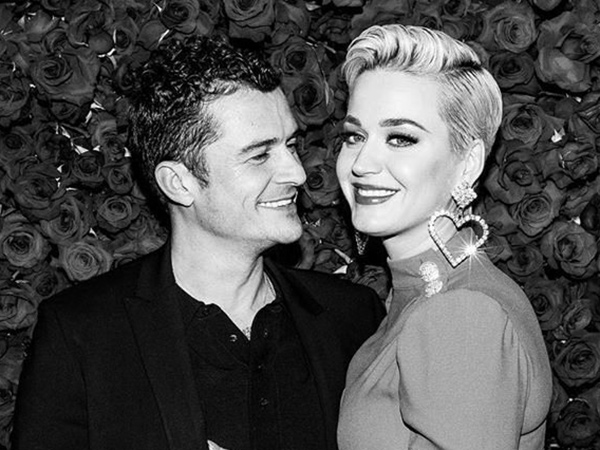 Katy Perry dan Orlando Bloom Rayakan Setahun Pertunangan